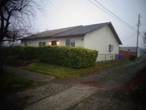 2nd image of 530 S 51st St