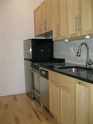 Rented by Tower Brokerage