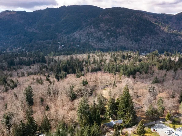 715 Iowa Heights Road, Sedro Woolley, WA 98284