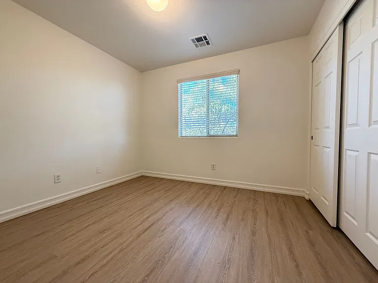 2696 Begonia Valley Ave — Photo 21