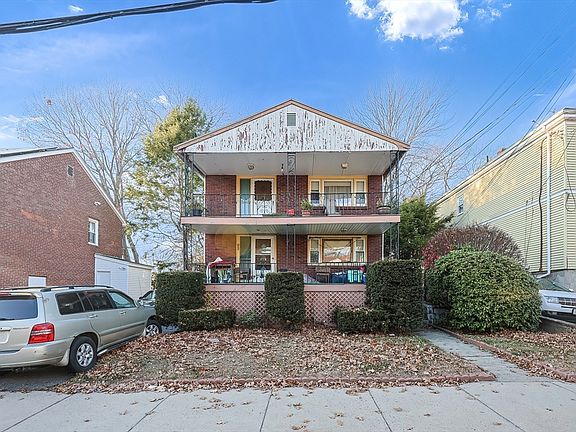 2nd image of 95 Woodhaven St