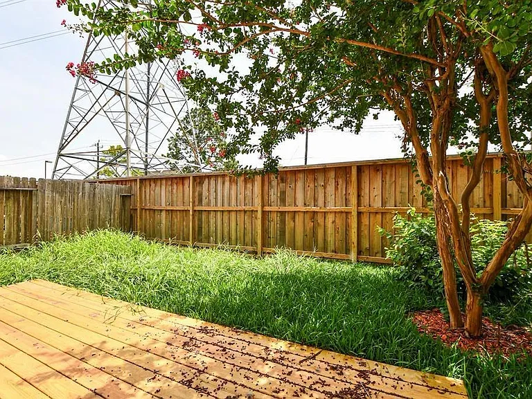 10909 Panther Ct SW — Photo 32