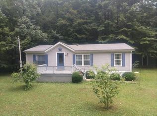 862 Bald Knob Rd, Petros, TN 37840