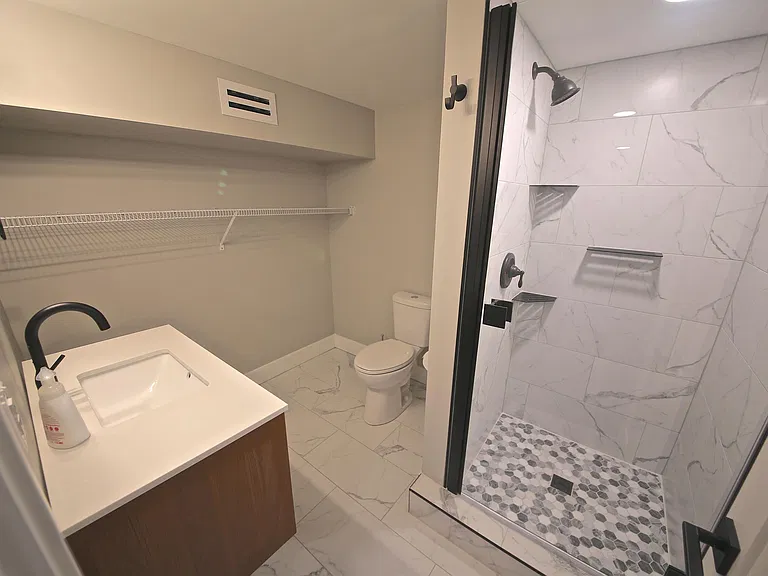 113 E Southern Dr — Photo 8