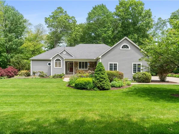 207 Lake St, Seekonk, MA 02771