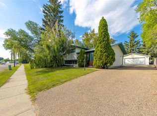 5204 SE 32nd St, Lloydminster, AB T9V1G2