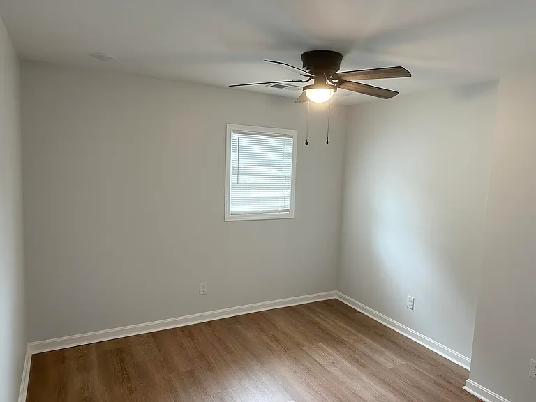 686 Eden Rd — Photo 11