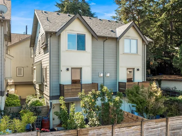 3926 S Brandon Street #B, Seattle, WA 98118