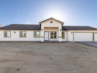 5902 E Avenue T #2, Palmdale, CA, 93552