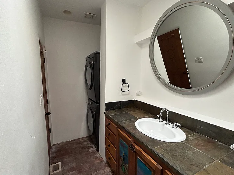 2645B Chelsea Ln — Photo 12
