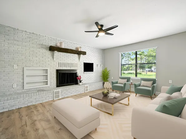 145 Turner St, Laurel Hill, FL 32567