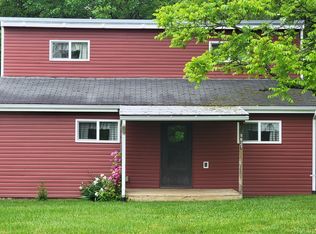 9627 E Vernon Ridge Rd, Madison, IN 47250