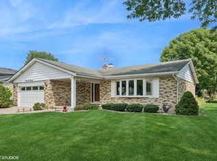 2519 N Dryden Pl, Arlington Heights, IL