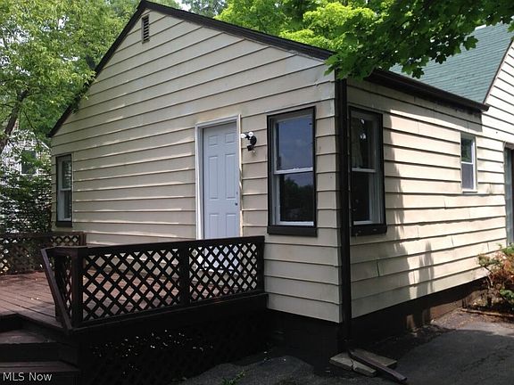 2nd image of 36 Benton St