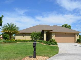 220 SE 21st Ave, Cape Coral, FL 33990