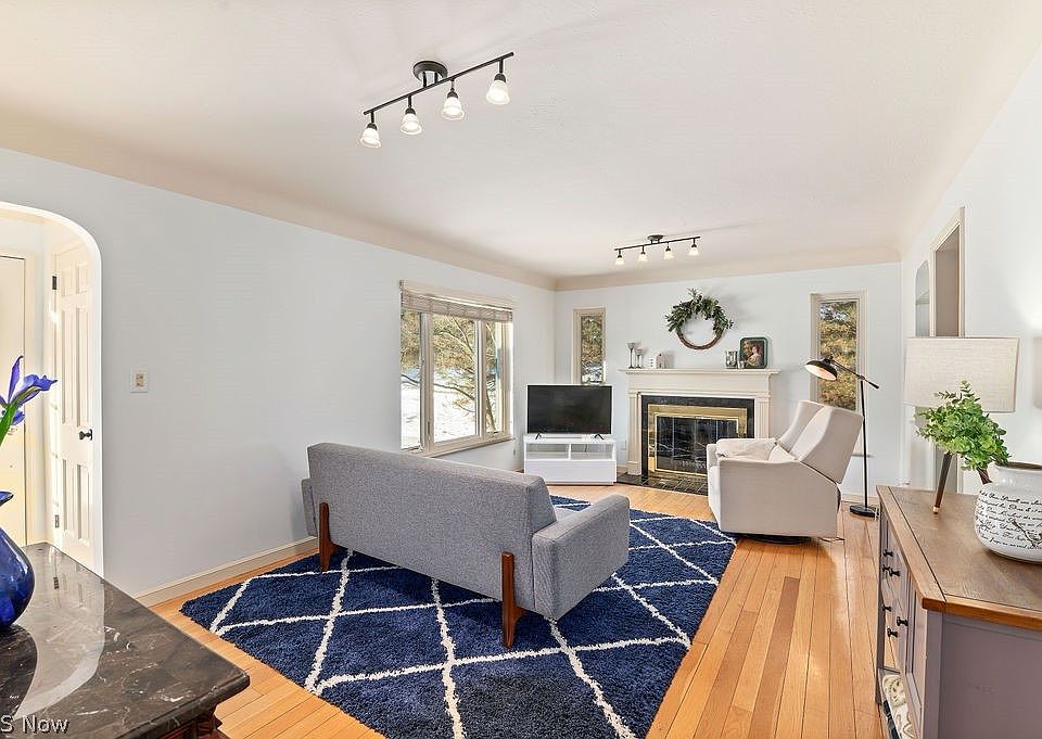 24104 Bruce Rd, Bay Village, OH 44140 Zillow