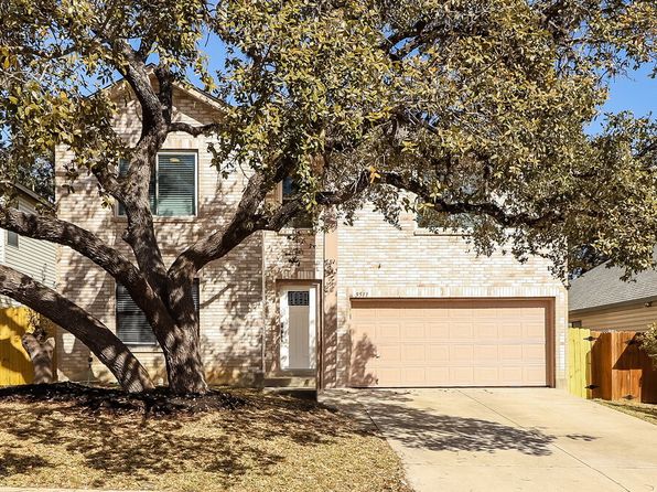 9511 Winding Elm Pl