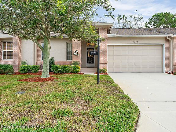 3rd image of 2258 Dove Hollow Dr