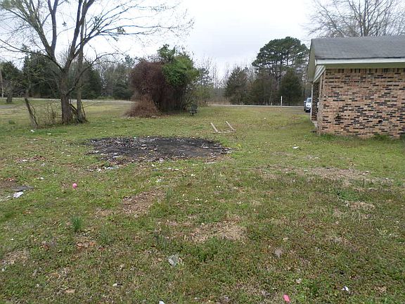 5th image of 375 County Road 3411
