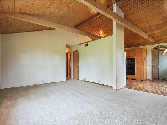 5th image of 4906 Longview Dr