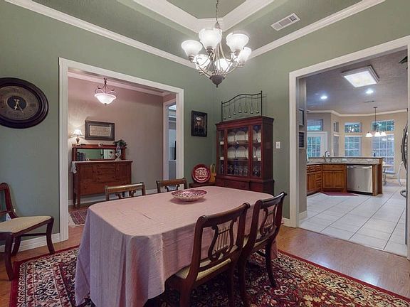 5th image of 1280 Pinehill Ln