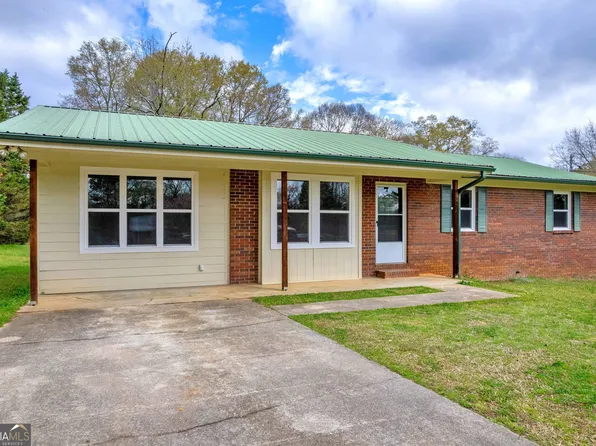 189 Nora Moss Ln, Carnesville, GA 30521