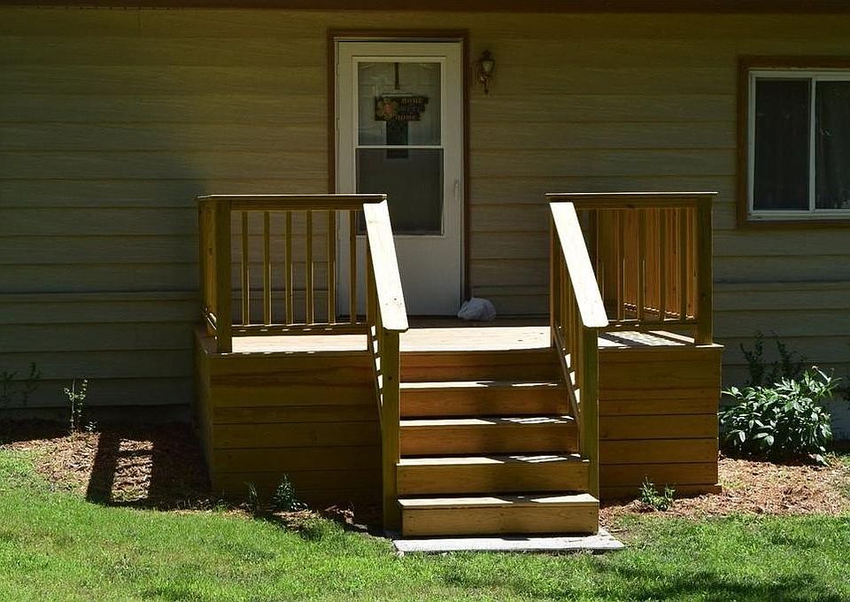 1st image of 2682 Queen Dr