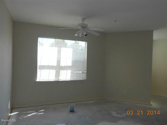 3rd image of 5673 Star Rush Dr APT 101