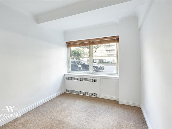4th image of 710 Park Ave #1B