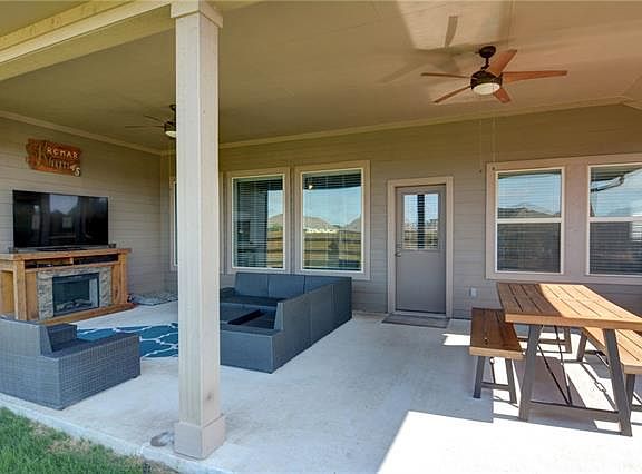 4th image of 119 Headwaters Dr
