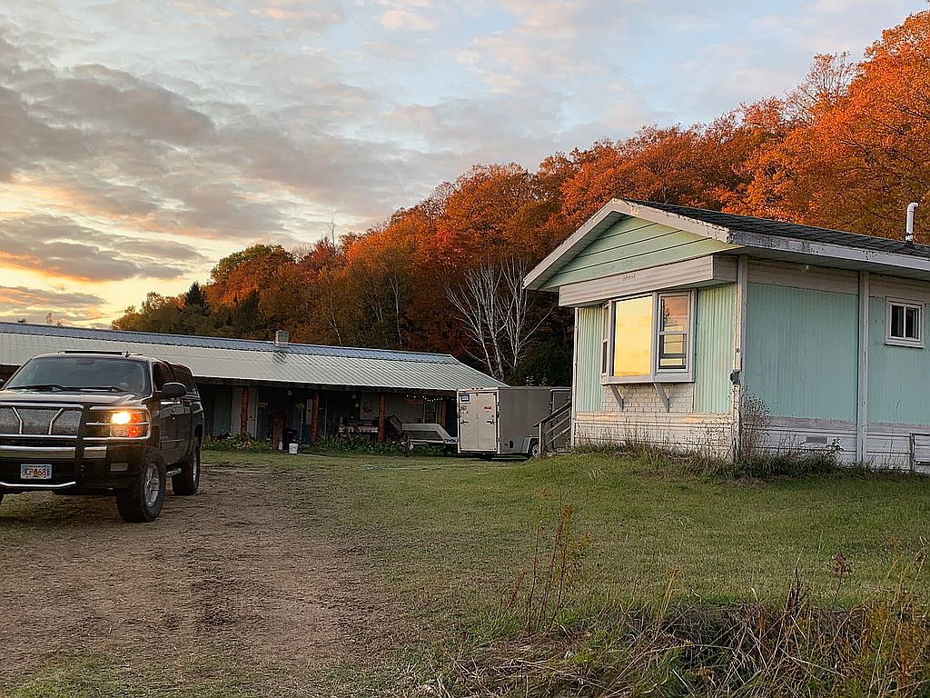 W6502 Epoufette Bay Rd, Naubinway, MI 49762 Zillow