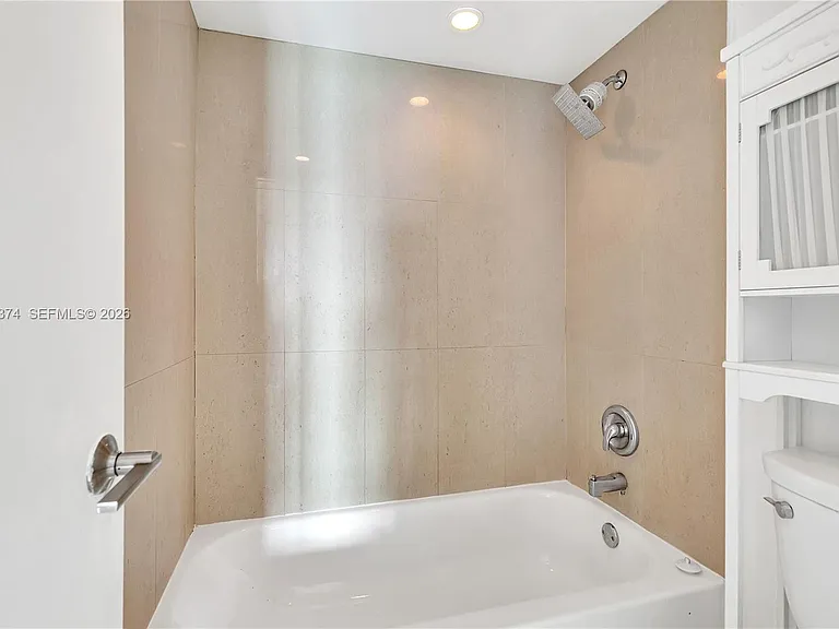 100 Bayview Dr #1002 — Photo 17