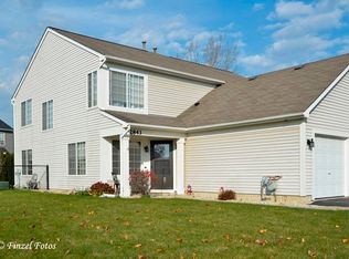 2843 Impressions Dr, Lake In The Hills, IL 60156