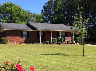 715 Christy St, Glennville, GA 30427