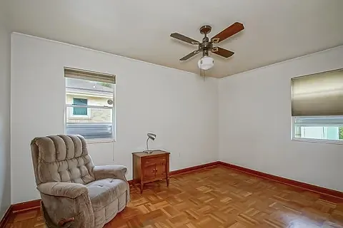 724 Green Acres Rd — Photo 14