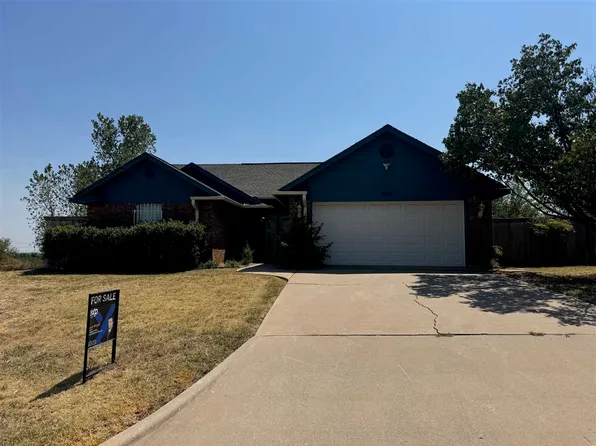 4903 SE Sungate Blvd, Lawton, OK 73501