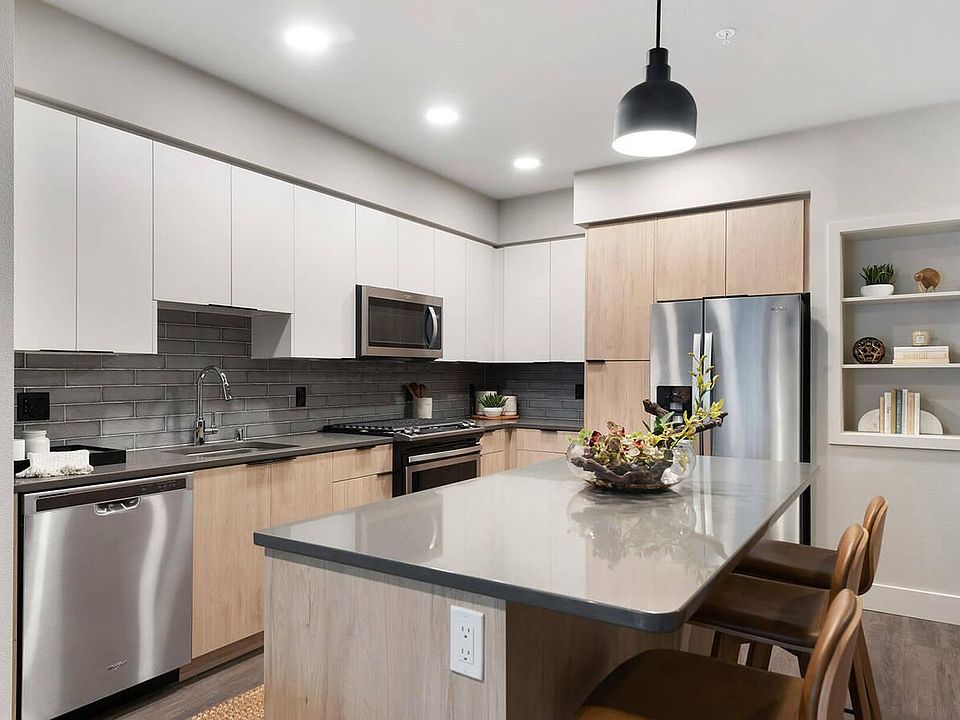 1st image of 12550 120th Ave NE #409