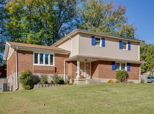 7413 Nottoway Cir, Louisville, KY 40214