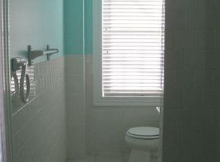 1 Maple Ave, Riverside, RI 02915