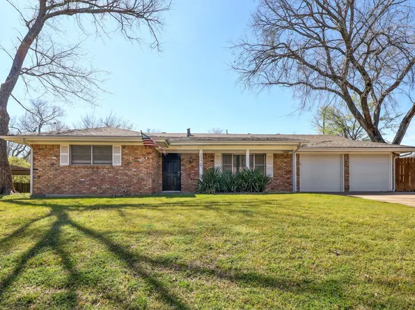 1329 Brookside Dr, Hurst, TX 76053