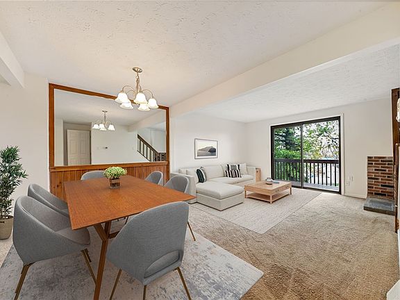 3rd image of 637 Sunset Cir