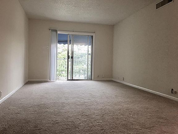 4th image of 2601 Bellefontaine St APT C312