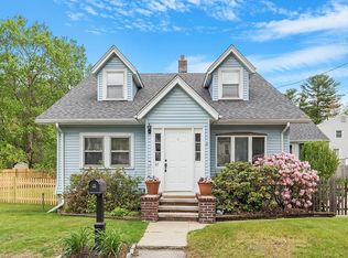 47 Algonquin Dr, Tewksbury, MA 01876