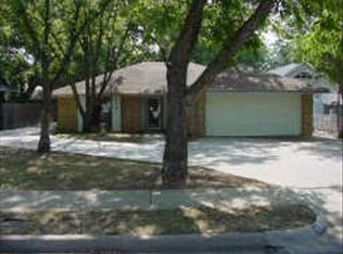 528 Tipton Rd, Irving, TX 75060