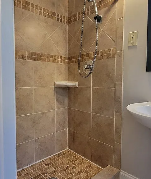 2497 Wentworth Dr NE — Photo 19