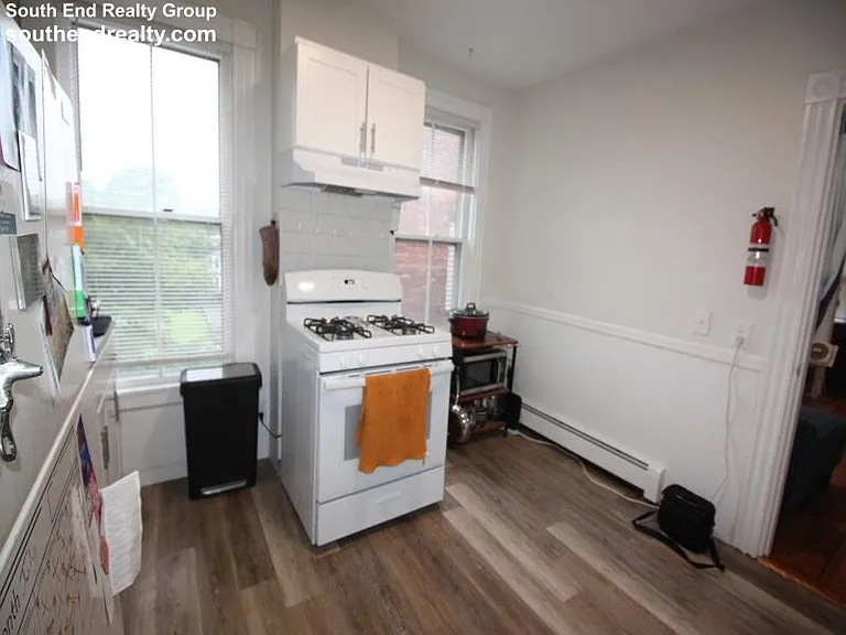 9 Putnam St #3R — Photo 3