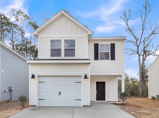 209 Central Creek Dr, Goose Creek, SC 29445