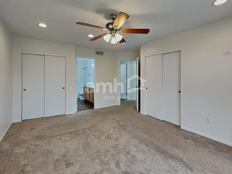 7722 Brunfield Dr — Photo 12