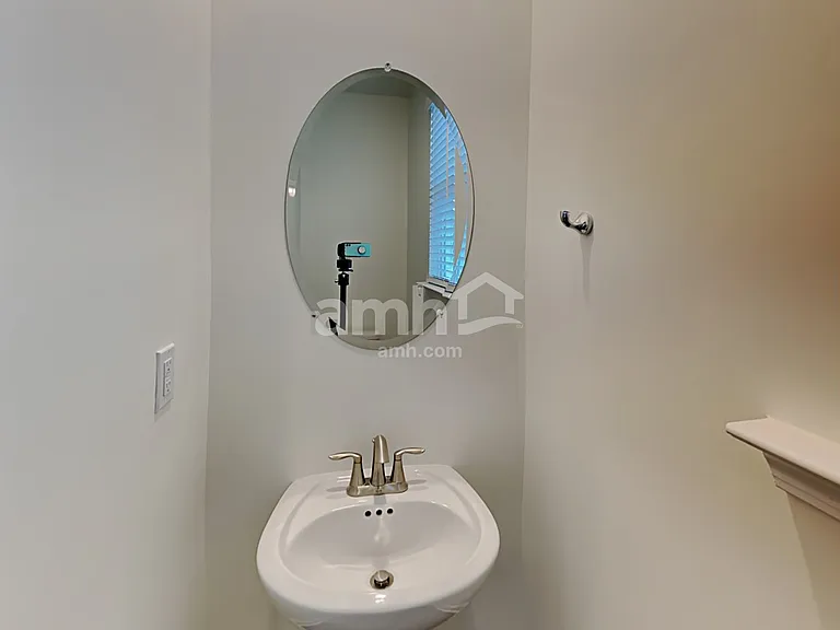 825 Headland Way — Photo 11