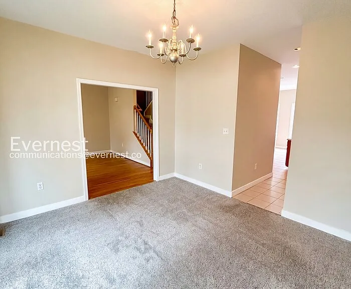 1713 Jacquelin St — Photo 6